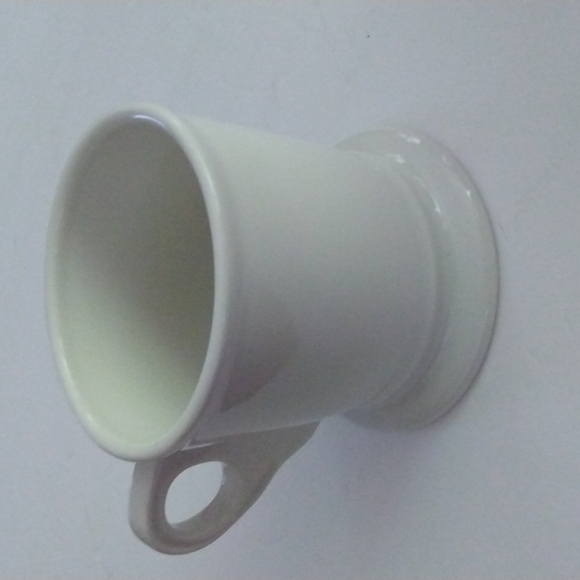 "O" White and Black Mug - Picture 2 of 3